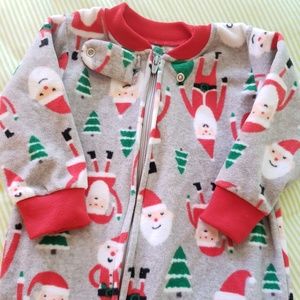 NWOT Santa Print Fleece Sleep and Play 12 months